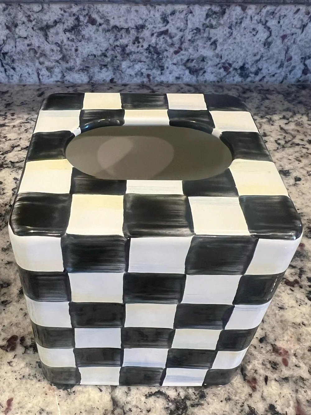 Mackenzie-Childs Courtly Check Boutique Tissue Box Cover. Like New!