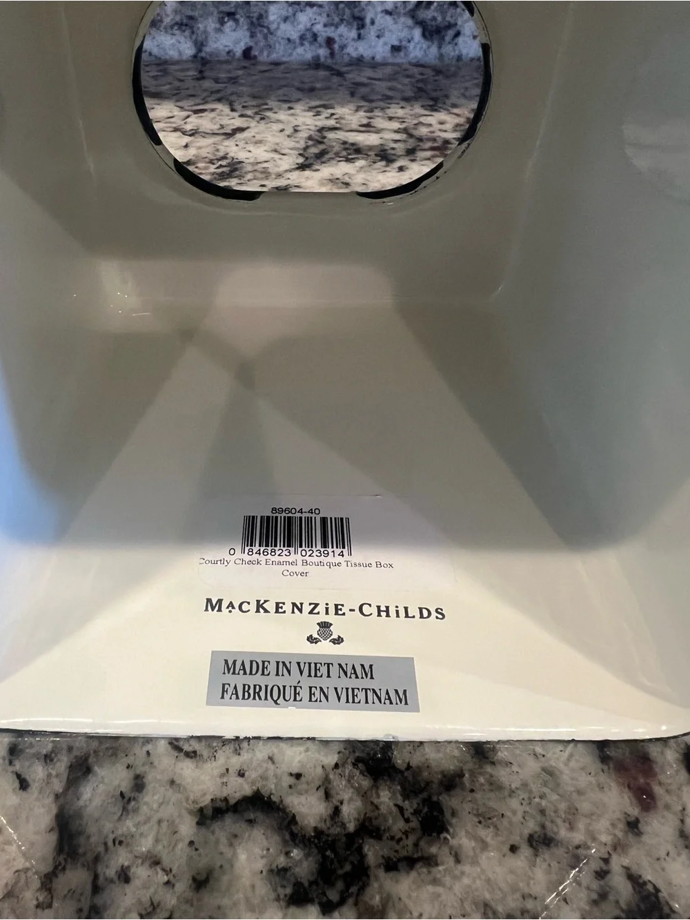 Mackenzie-Childs Courtly Check Boutique Tissue Box Cover. Like New!