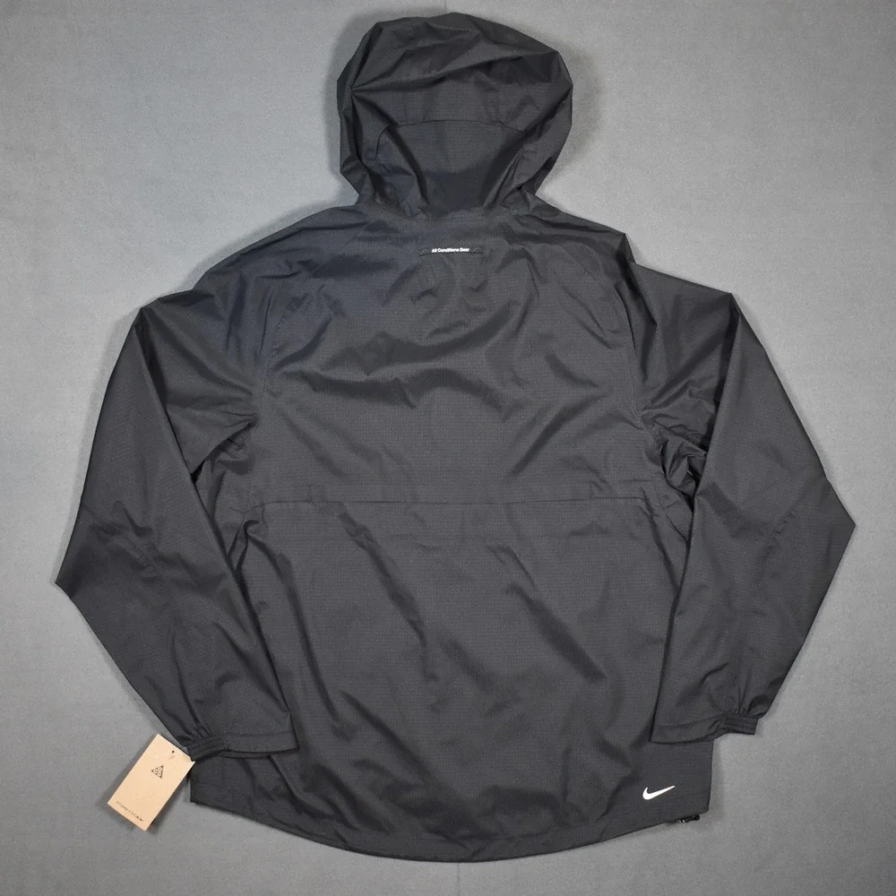 Nike ACG brand new