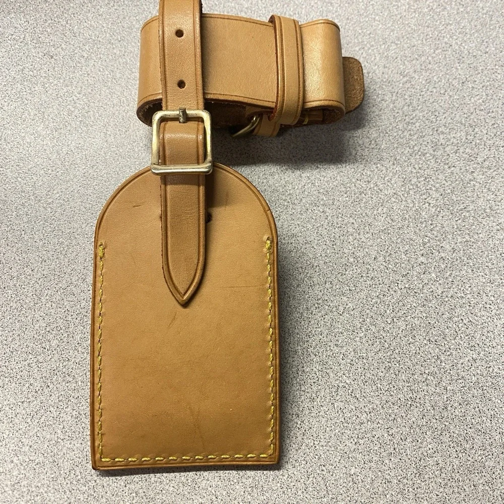 Louis Vuitton please see