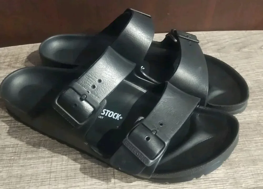 Birkenstock Arizona Water vinyl lightweight Sandals Size 41 W10 M8 Black unisex