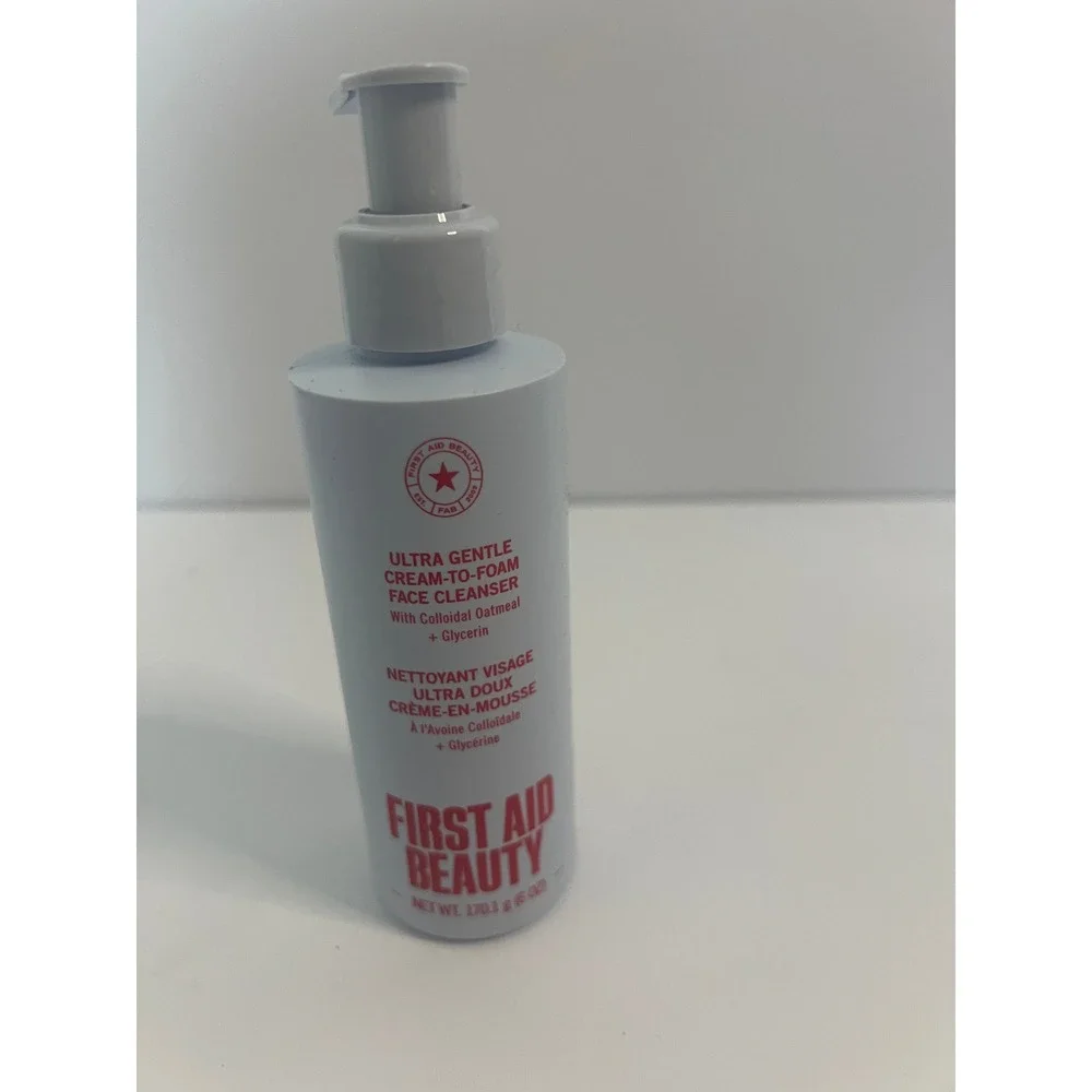 First Aid Beauty Ultra Gentle Cream-to-Foam Face Cleanser 6oz Colloidal Oatmeal