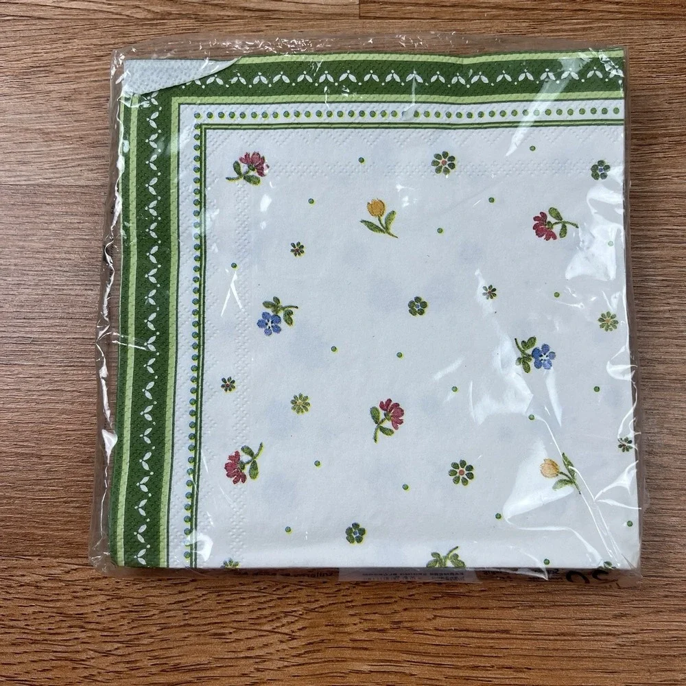 Villeroy & Boch Pack of 14 Paper Lunch Napkins Farmer's‎ Spring Blossom