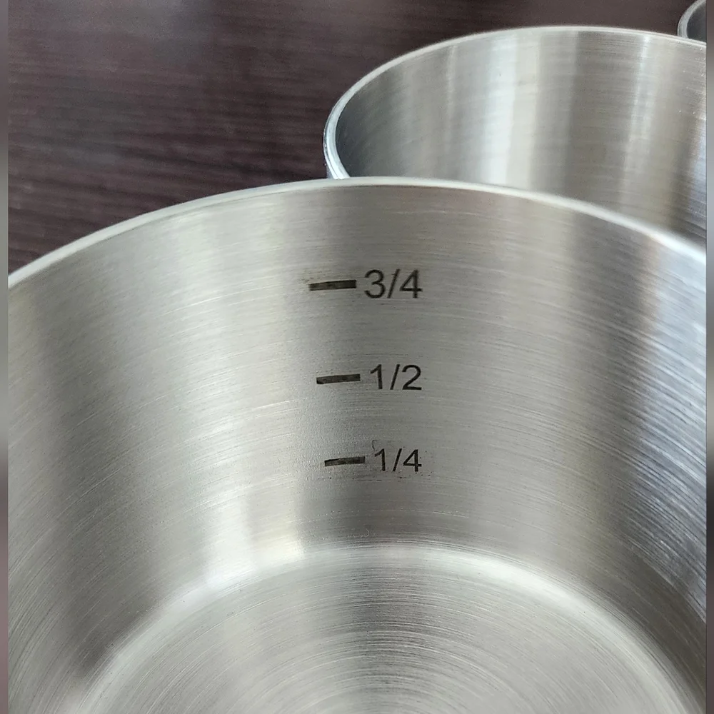 All-Clad standard measuring cup set of 4 stainless steel - NEW with tags!