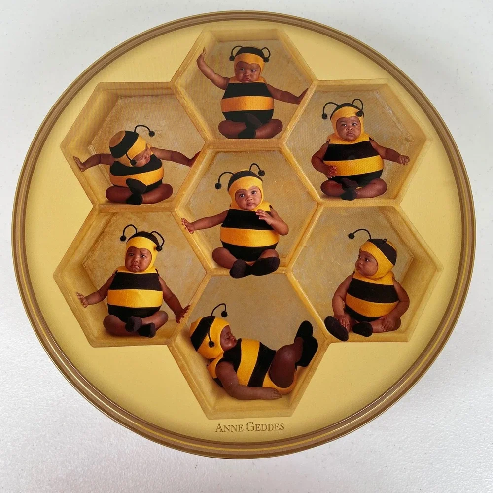 Anne Geddes Vintage Tin Round‎ 