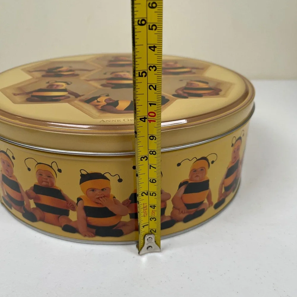 Anne Geddes Vintage Tin Round‎ 