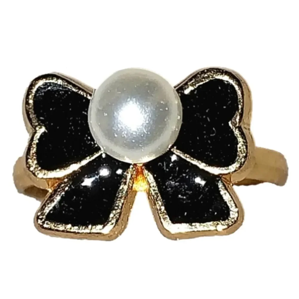 Super cute girls jeweled adjustable ring
