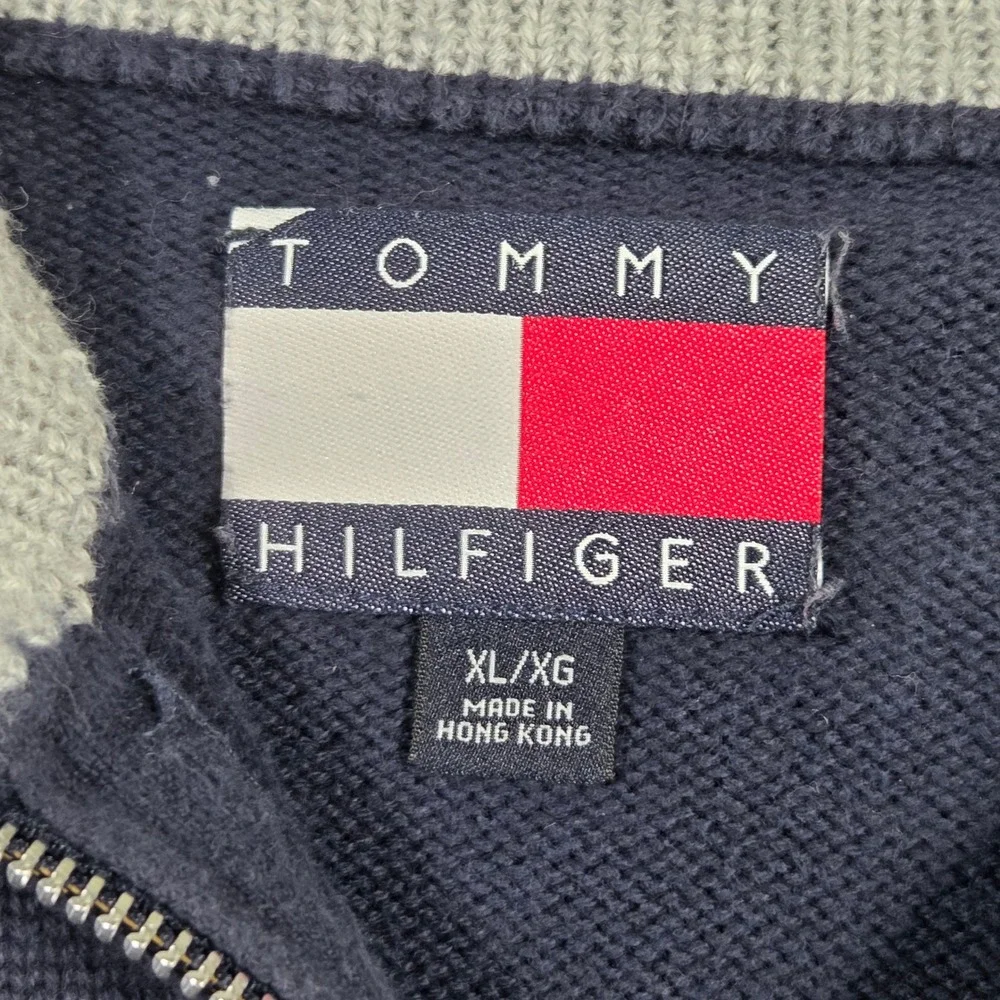 Tommy Hilfiger bold material