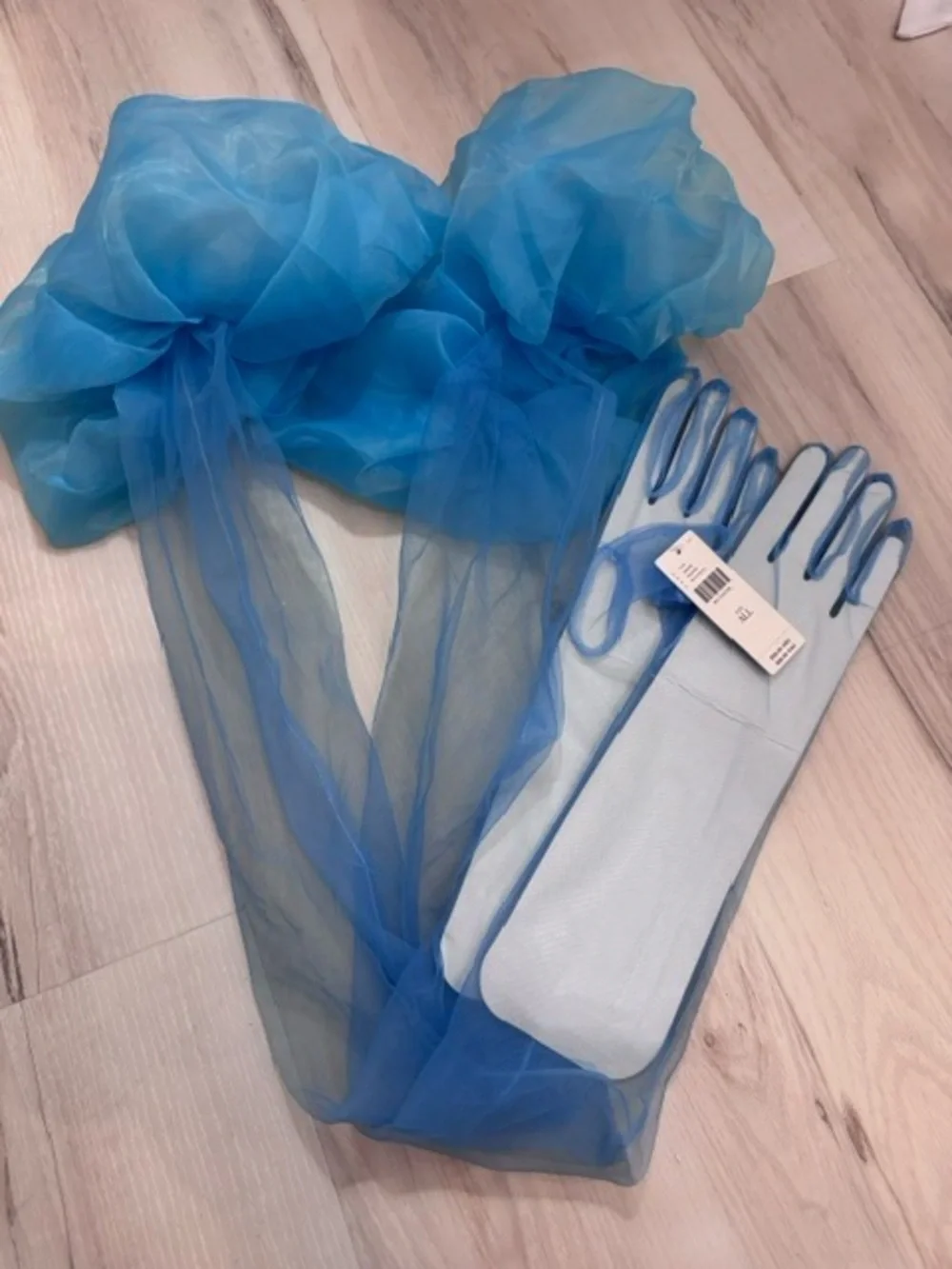 Anthropologie blue organza mesh gloves o/s - bride something blue