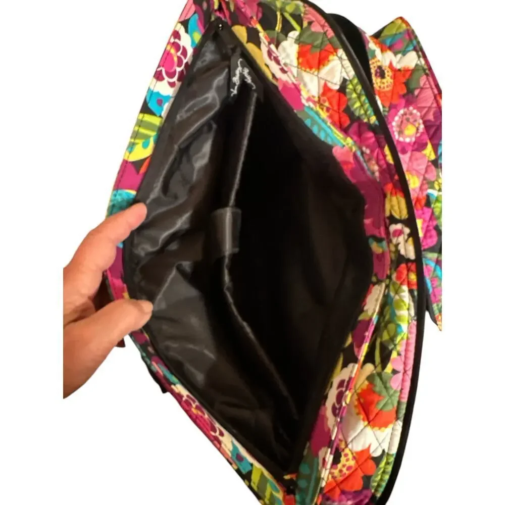 Vera Bradley Women’s Va Va Bloom Quilted Diaper Travel Tote Bag Size 12x20 Multi