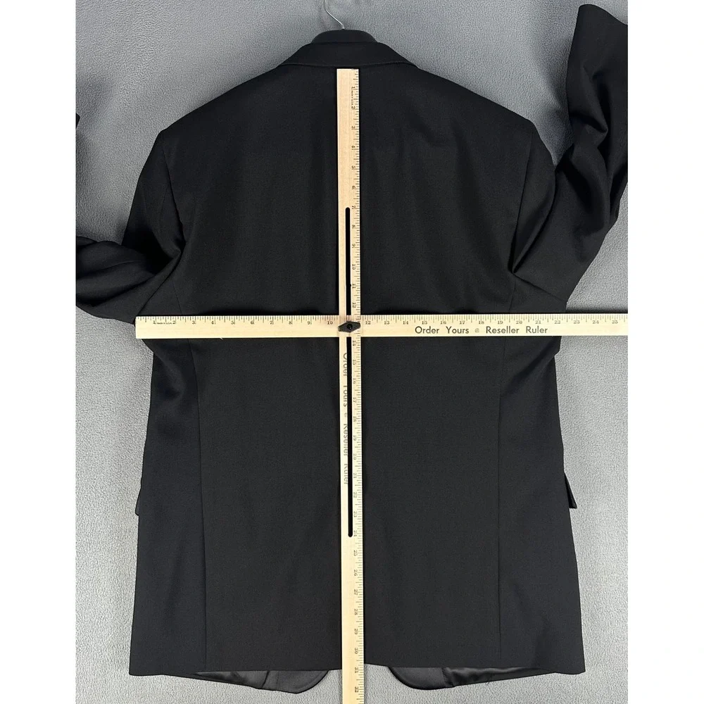 Hardwick item tuxedo