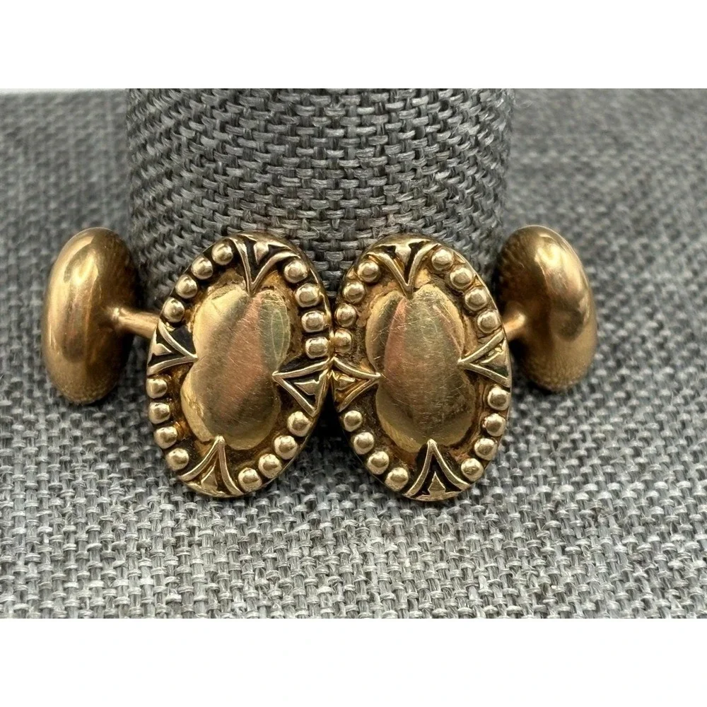 The Unbranded Brand beautiful antique