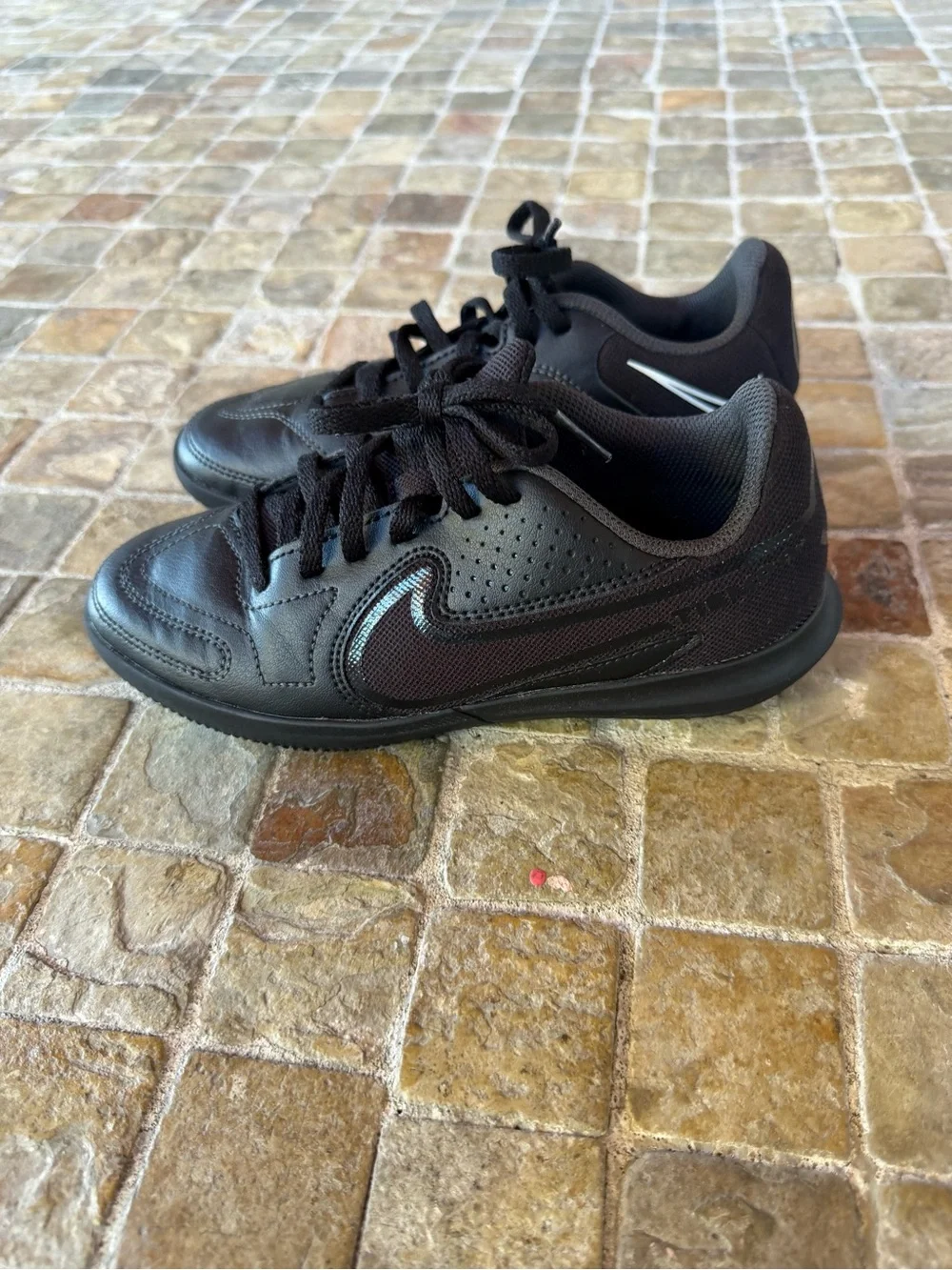 Nike all black