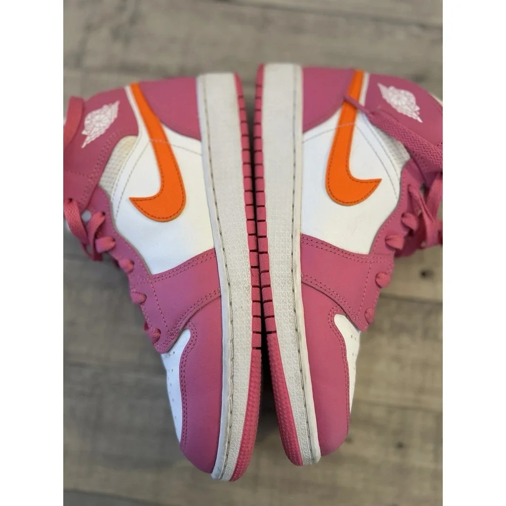 Nike‎ Air Jordan 1 Mid GS Size 7Y Pinksicle Safety Orange White DX3240-681