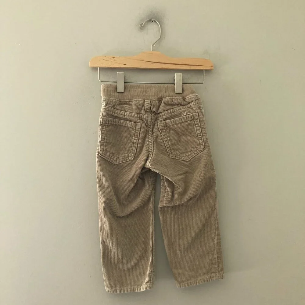 GAP follow us