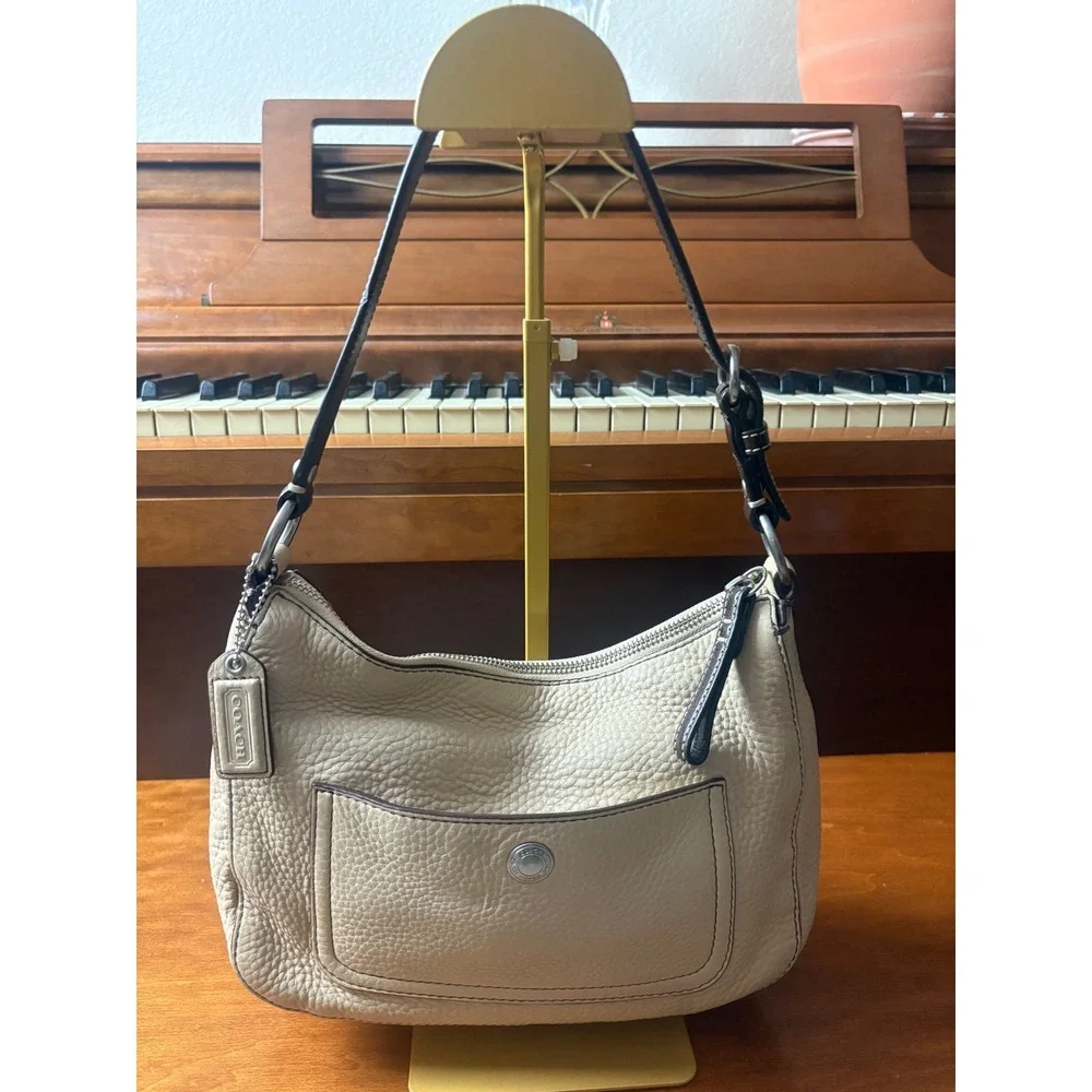 Coach Ergo Hobo Shoulder Bag Cream Pebbled Leather F10890‎ Vintage Unisex