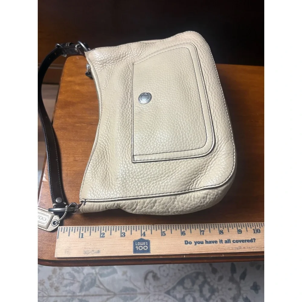 Coach Ergo Hobo Shoulder Bag Cream Pebbled Leather F10890‎ Vintage Unisex