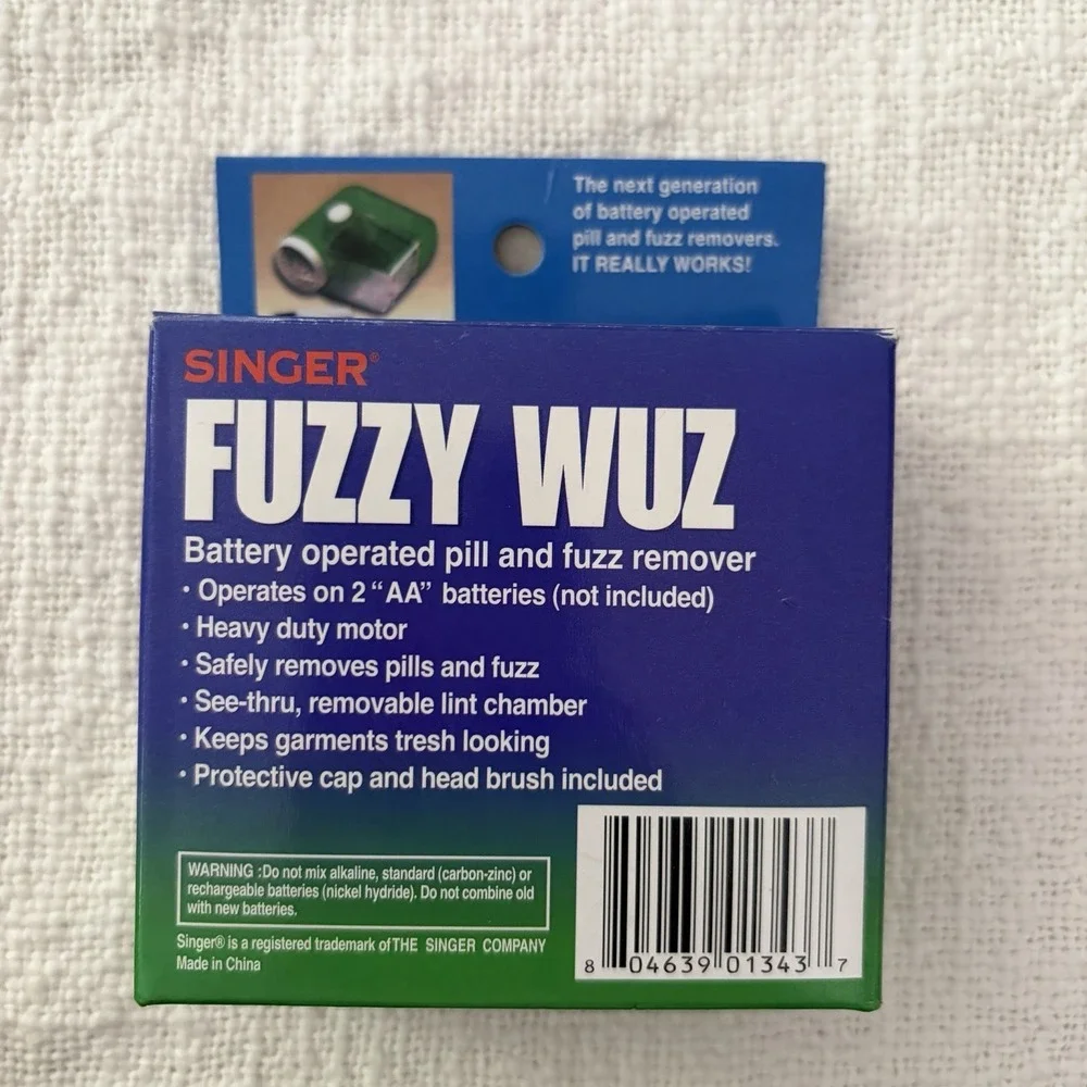 Vintage Singer Fuzzy Wuz Cordless Fabric Shaver & Lint Remover Model SFW-1