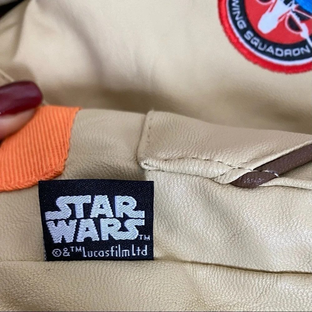 Disney patch excellent wing