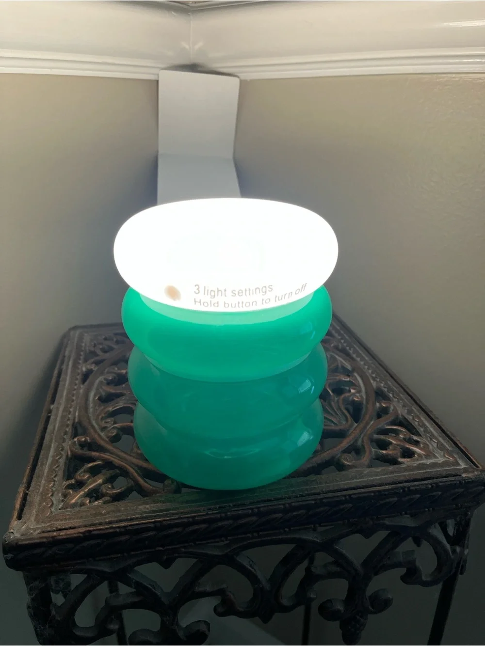 GREEN Room Essentials LED Jewelry Storage Lamp 3 Settings - Rechargeable NWT