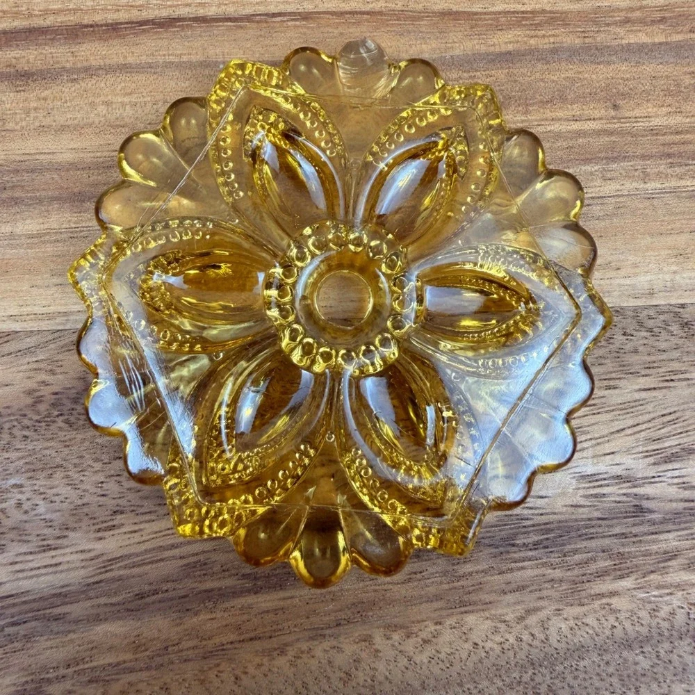 Unbranded antique amber