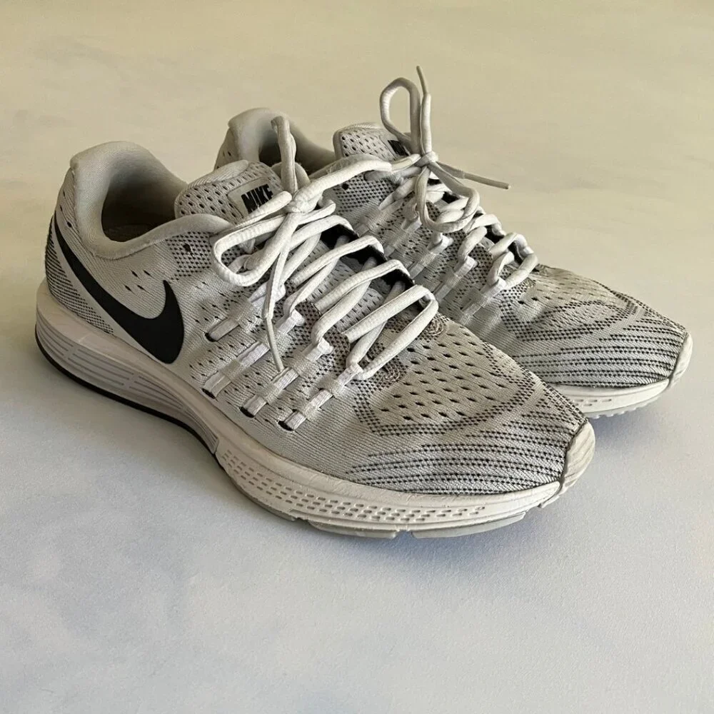Nike Women's Air Zoom Vomero Grey Running Tennis Shoes