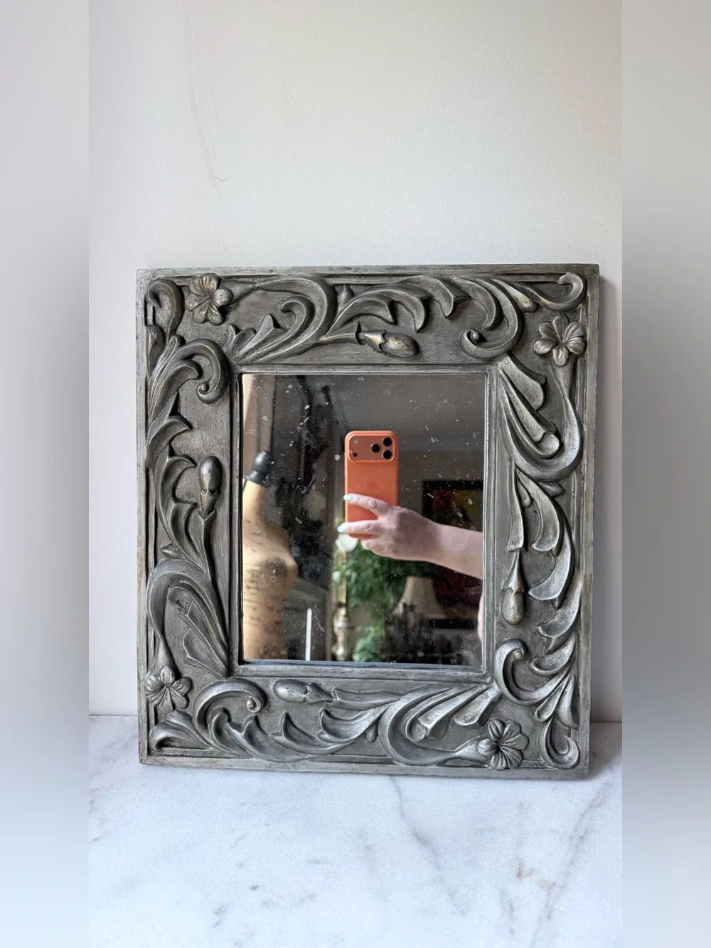 N/A ornate carved