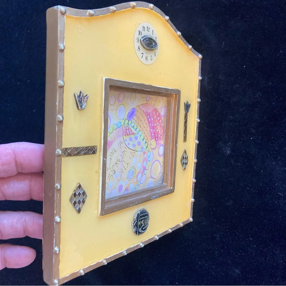 Source Unknown beautiful resin
