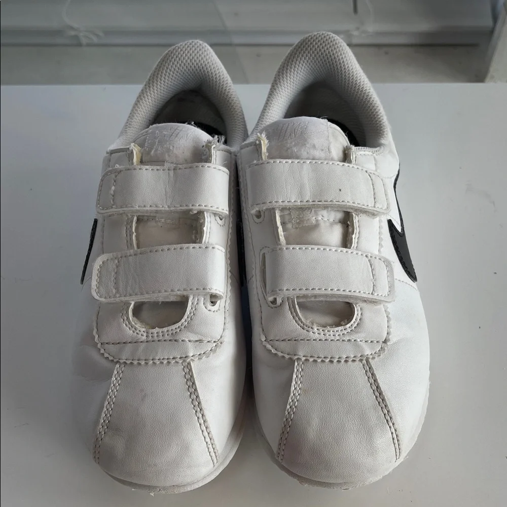 Nike cortez basic