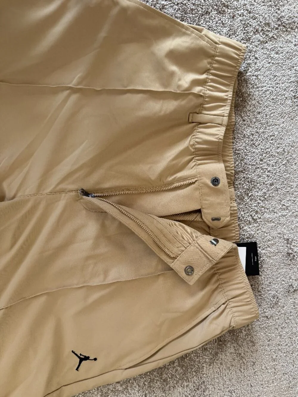 MSRP $110 - Men's XL Jordan Loose Fit/Couple Large/ Golf Pants HQ8673-248-Beige