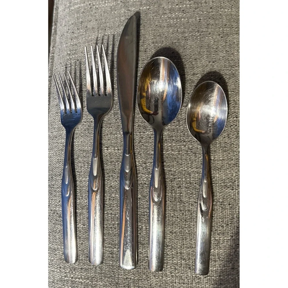 J A Henckels RAPTURE International 18/8 Stainless Flatware 5 piece place setting