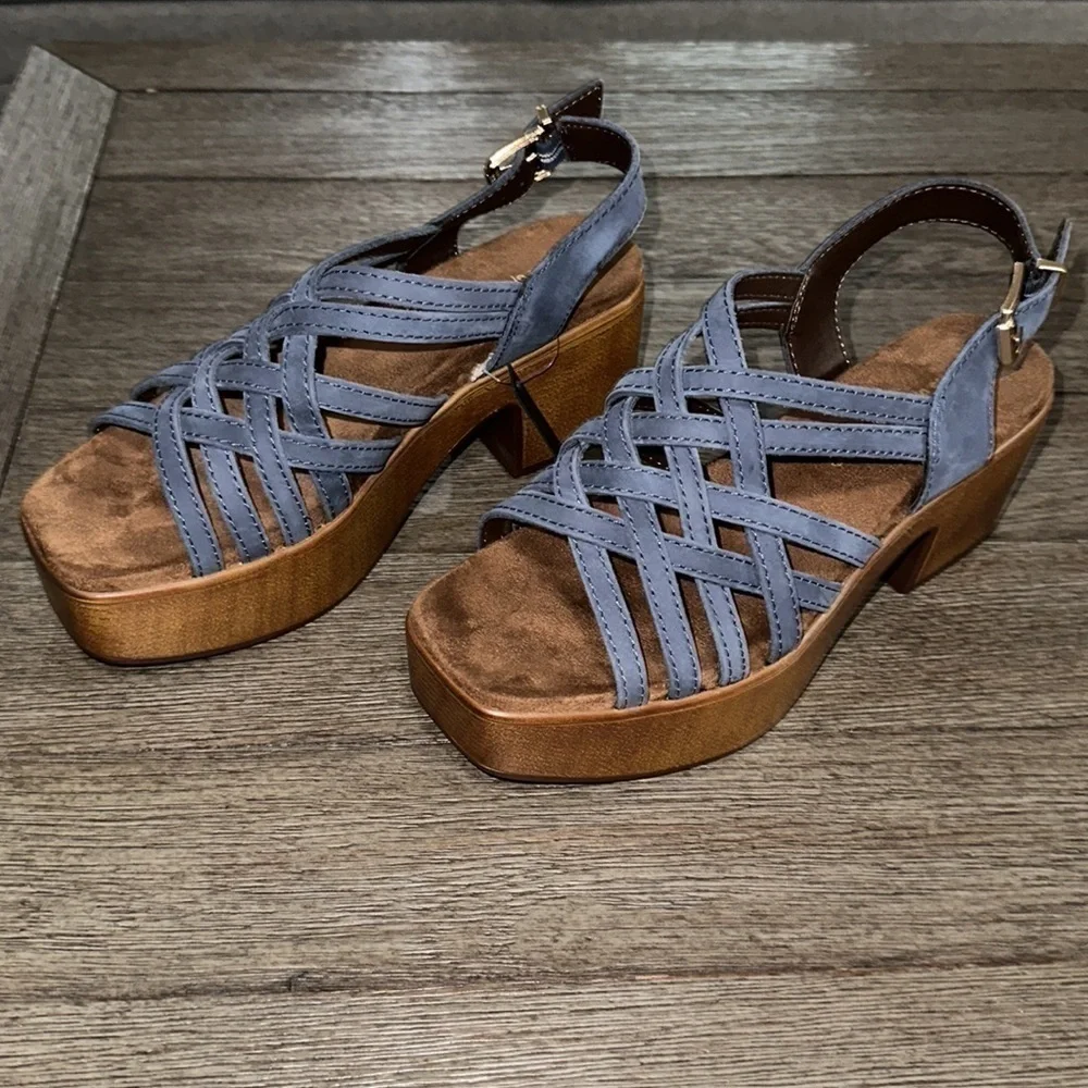 House of Harlow 1960 Georgia Platforms