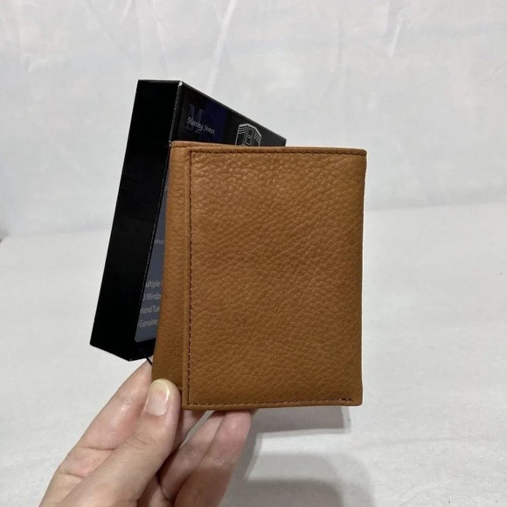 Meeting Street Men's Trifold Wallet Genuine Leather Hand Turned Edges Brown‎ New