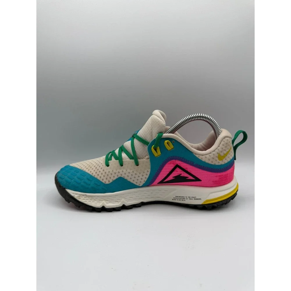Nike item specifics