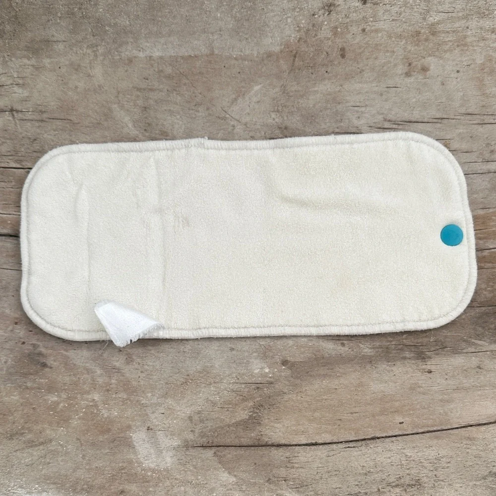 A Grade Lalabye Baby ONE small booster insert only (can be used for newborn).