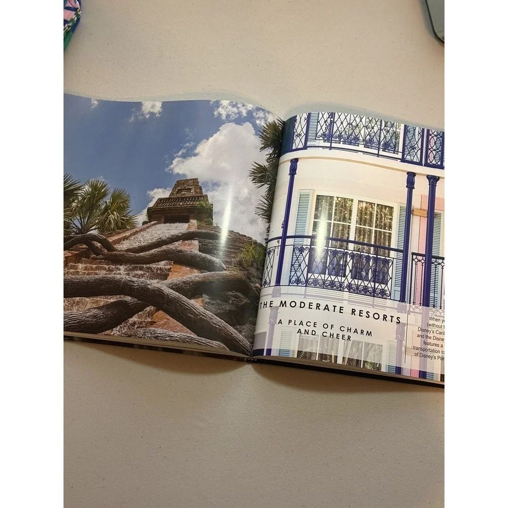 The Best of WDW - Volume 2 - Hardcover By WDW Magazine - GOOD