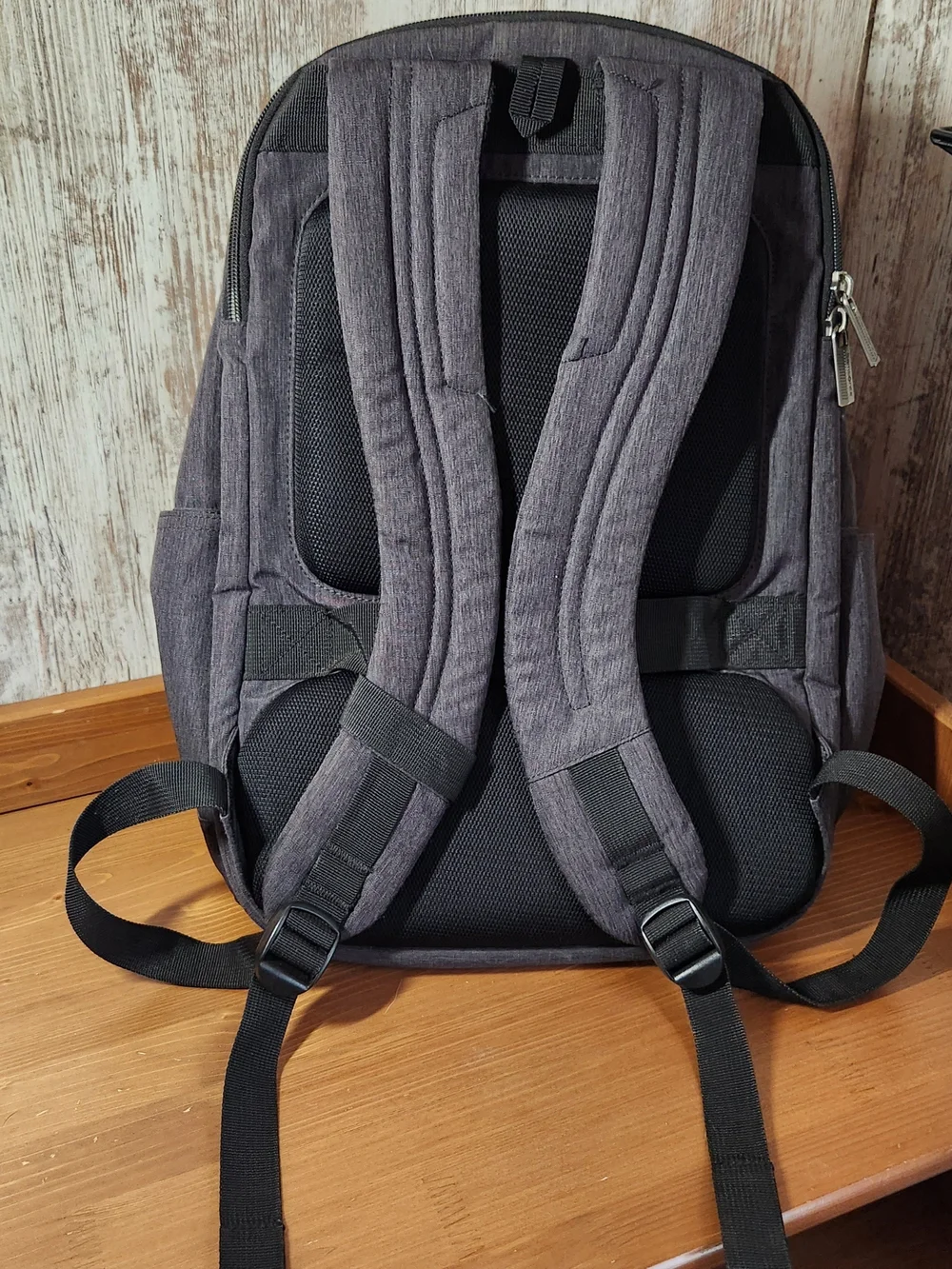 Samsonite tone strap $120