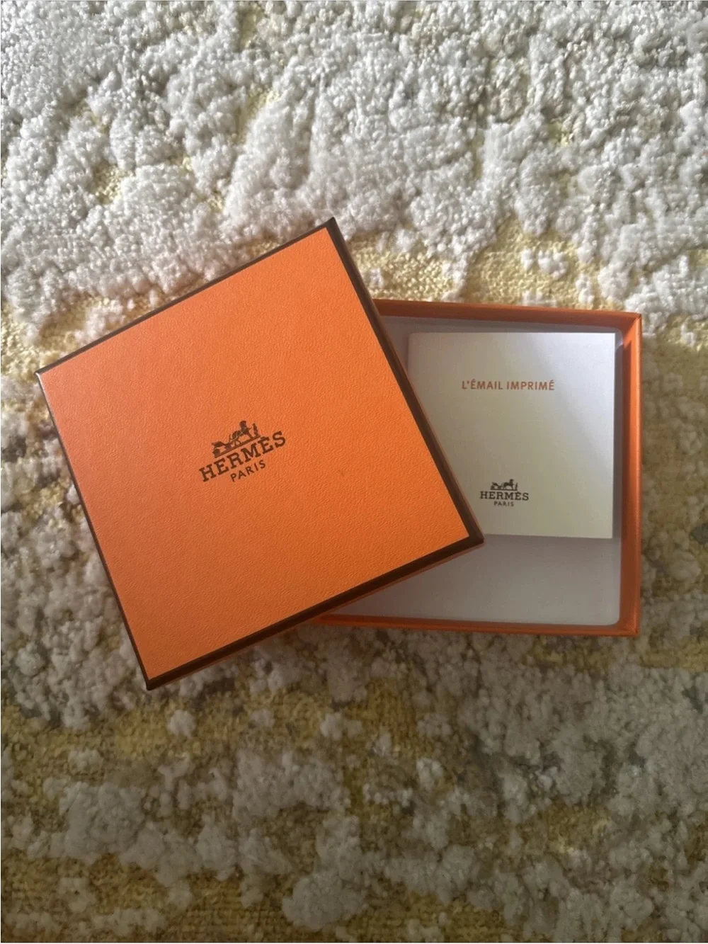 Hermes pre ownd