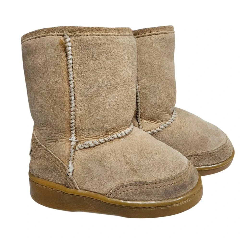 Minnetonka Moccasin Winter Boots Tan‎ Suede Shearling Lined Kids Size 9 Unisex