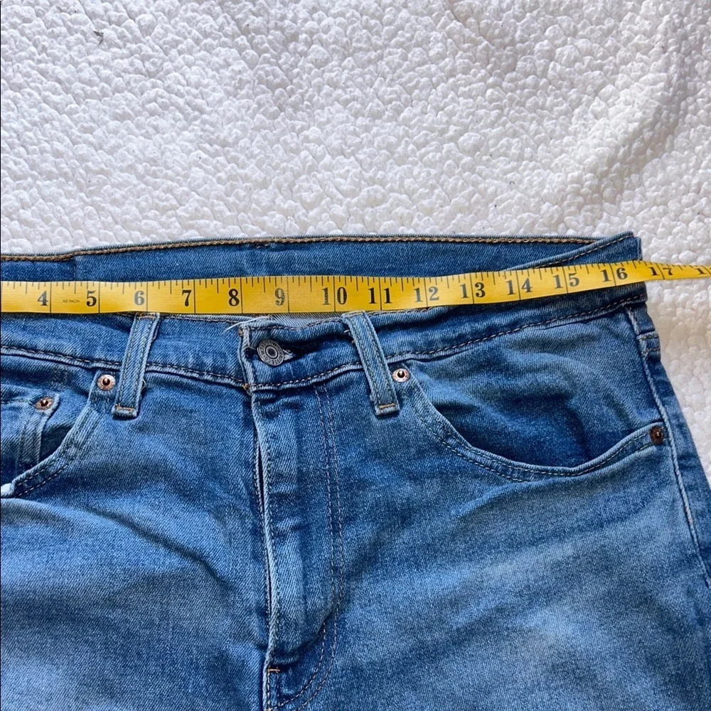 Levis denim cut