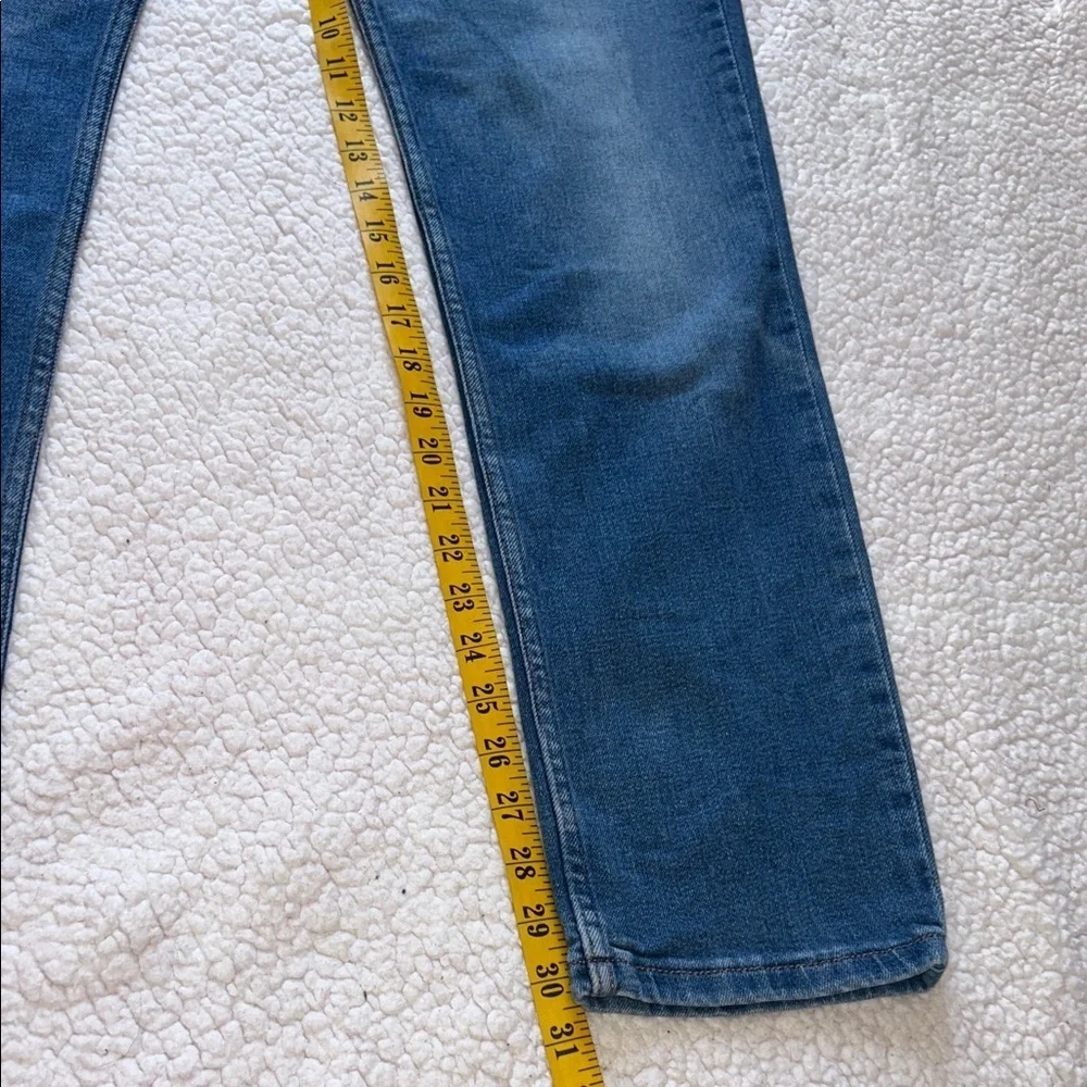 Levis durable straight essential
