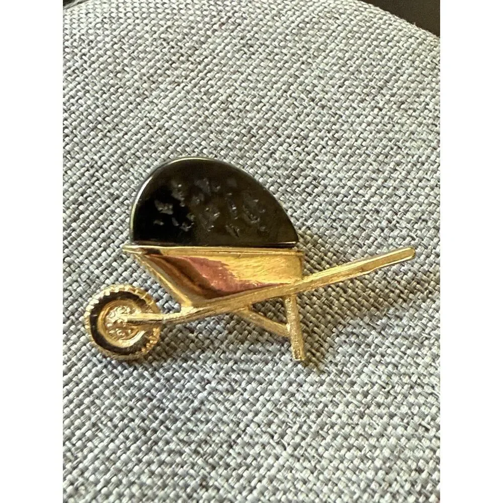 Vintage Mini Wheelbarrow Brooch Pin With Coal Gold Tone Art To Wear Whimsy
