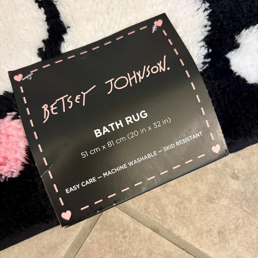 Betsey Johnson charming whimsical