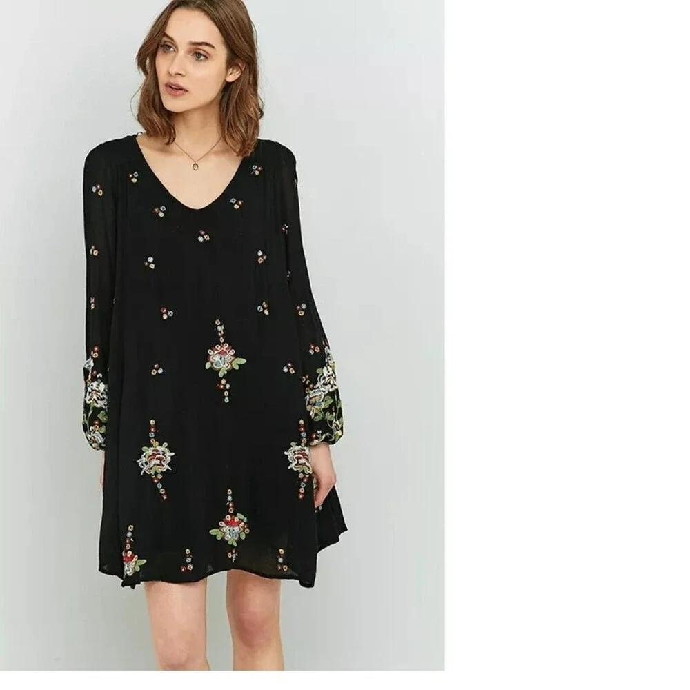 Free People Medium‎ Oxford Floral Embroidered Mini Dress