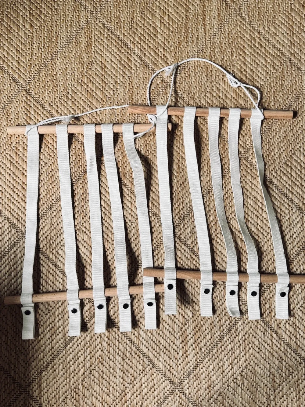 2/$10 Set of hair accessories hangers