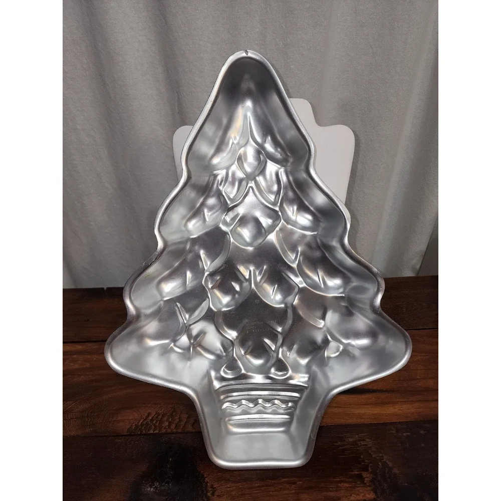 Wilton Christmas Evergreen Tree Cake‎ Pan