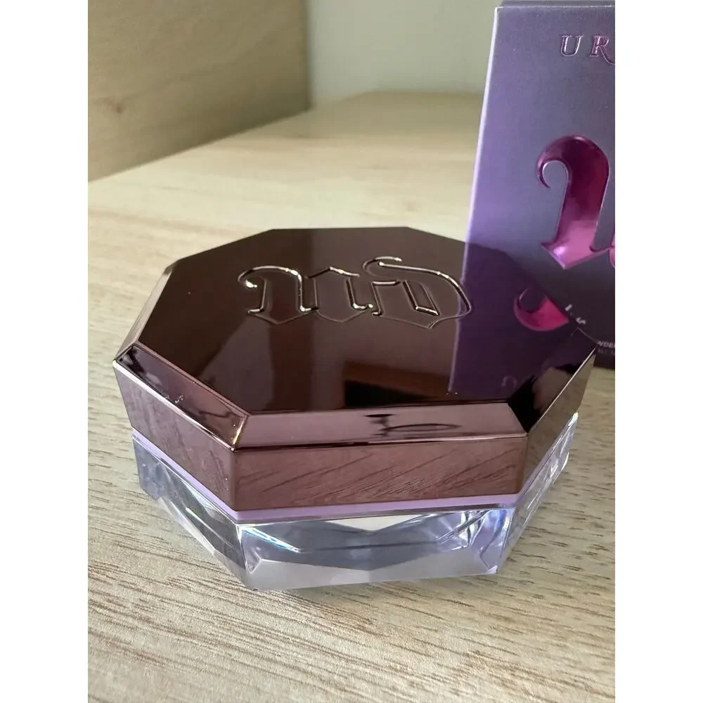 Urban Decay receive imperfections