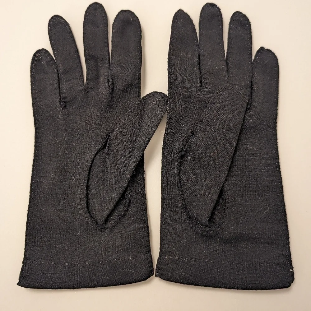 Vintage small gothic gloves