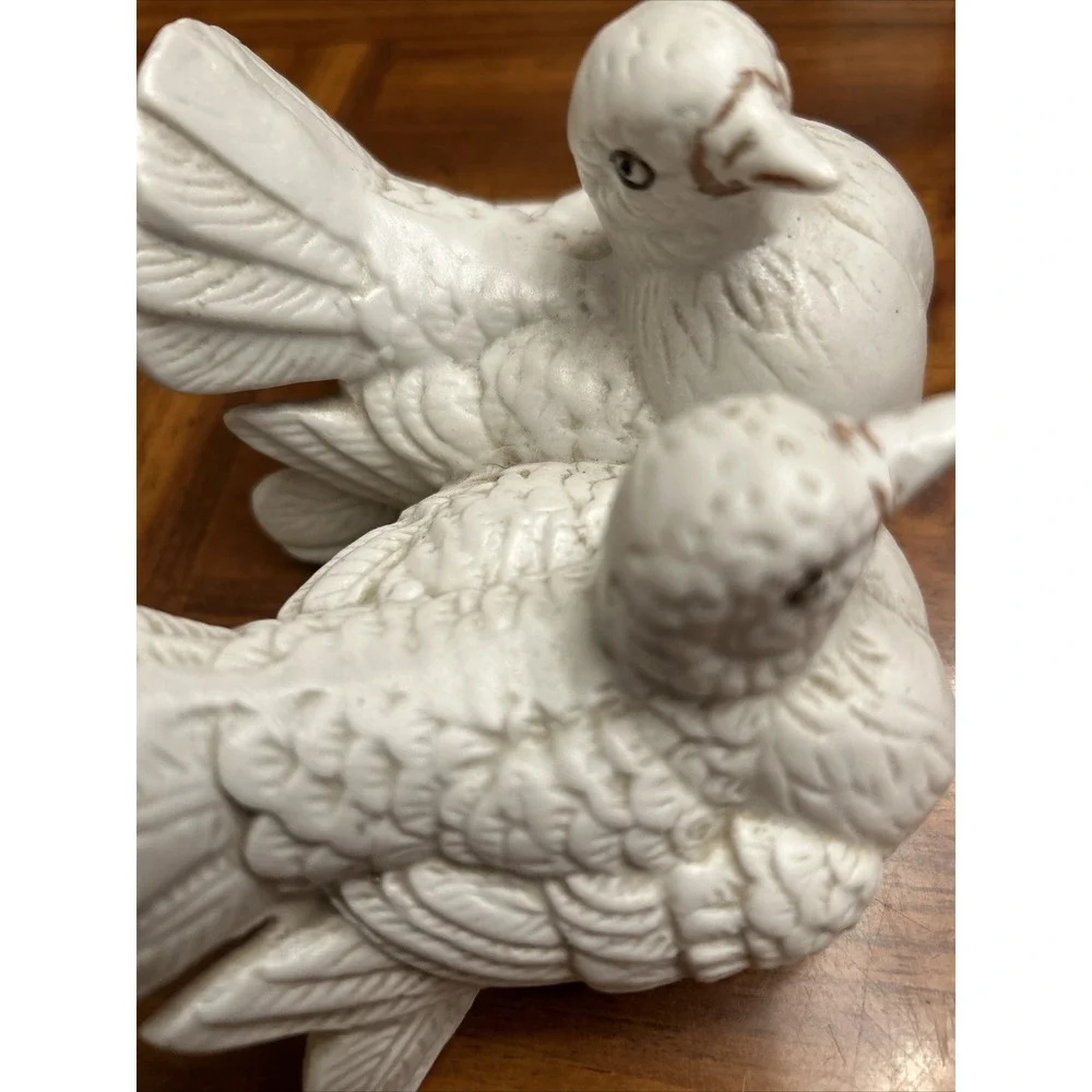 Vintage Big Love Birds Doves Bisque‎ Porcelain