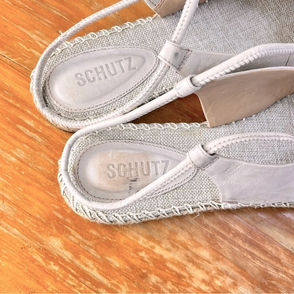 SCHUTZ euc liba